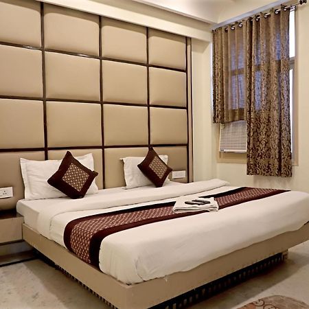 Hotel Klick International At "5 Min Walking " From New Delhi Railway Station Kültér fotó