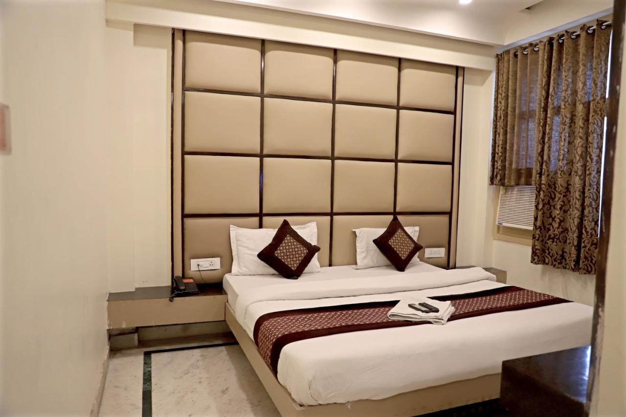 Hotel Klick International At "5 Min Walking " From New Delhi Railway Station Kültér fotó