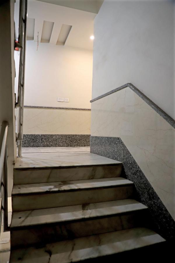 Hotel Klick International At "5 Min Walking " From New Delhi Railway Station Kültér fotó