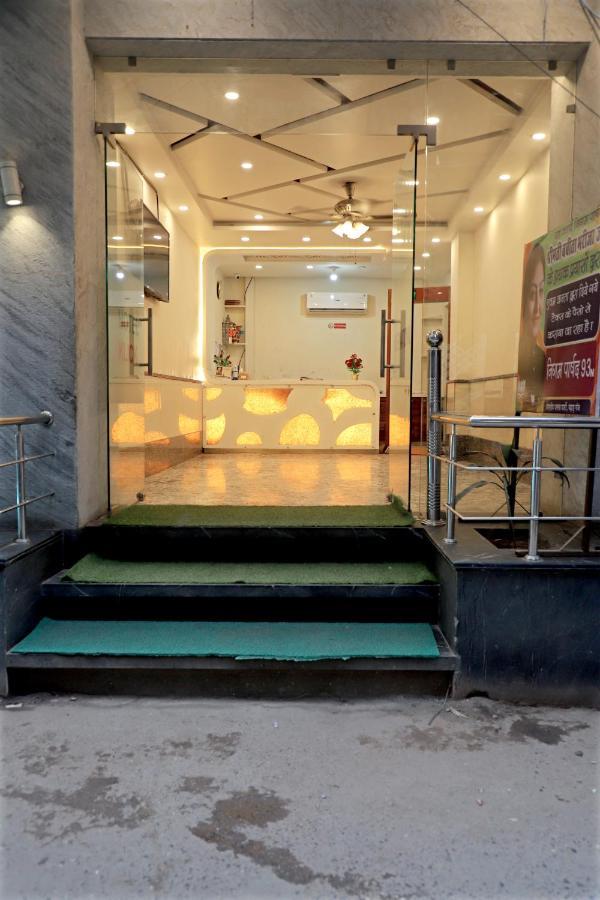 Hotel Klick International At "5 Min Walking " From New Delhi Railway Station Kültér fotó