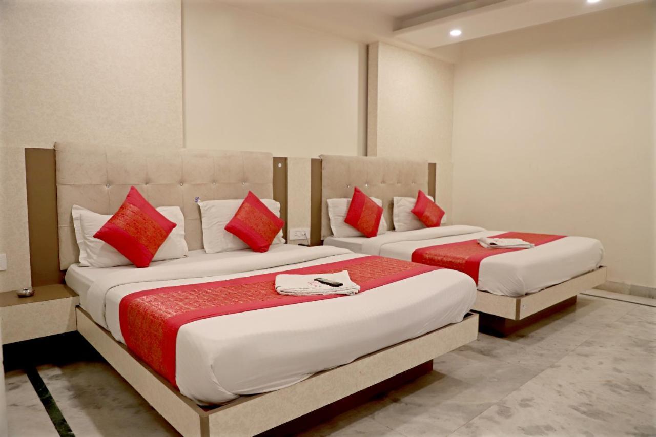 Hotel Klick International At "5 Min Walking " From New Delhi Railway Station Kültér fotó